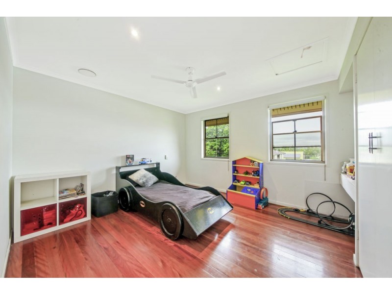 18 McCallum Street, Carseldine QLD 4034