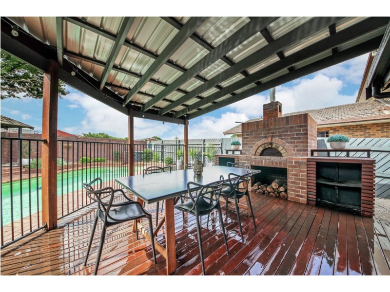 18 McCallum Street, Carseldine QLD 4034