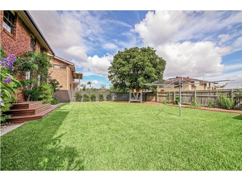 18 McCallum Street, Carseldine QLD 4034