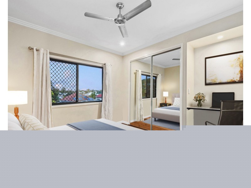 8 Nielson Street, Chermside QLD 4032