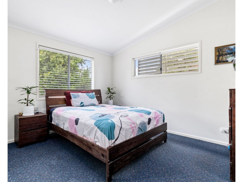 16 Burralong Street, Deagon QLD 4017