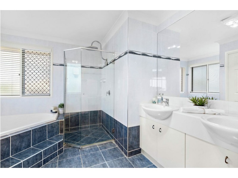 9 Cleavue Street, Geebung QLD 4034