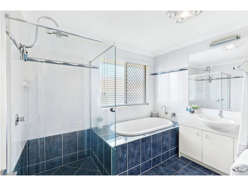 9 Cleavue Street, Geebung QLD 4034