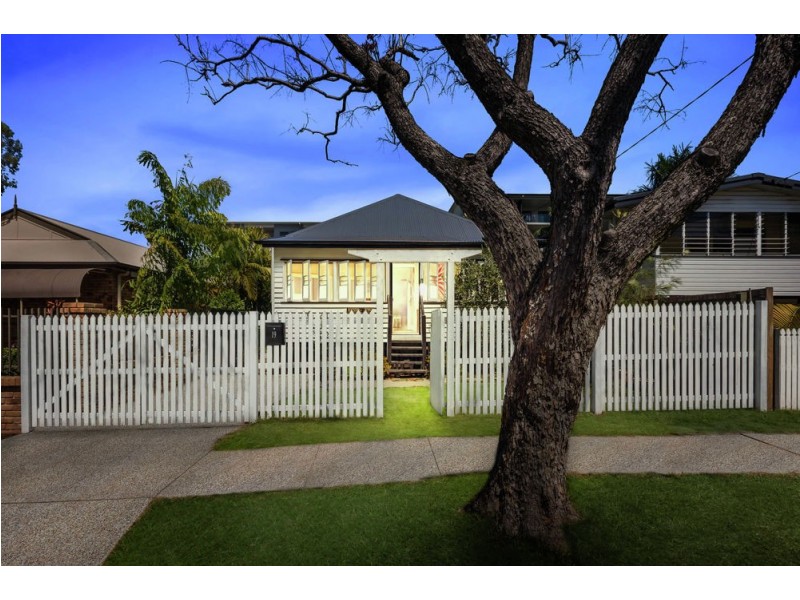 19 Henchman Street, Nundah QLD 4012