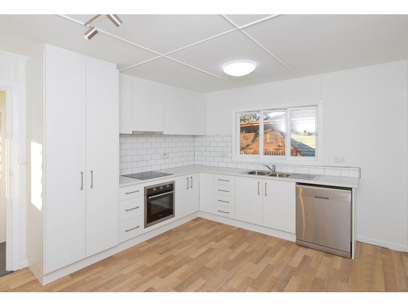 402 St Vincents Road, Nudgee QLD 4014
