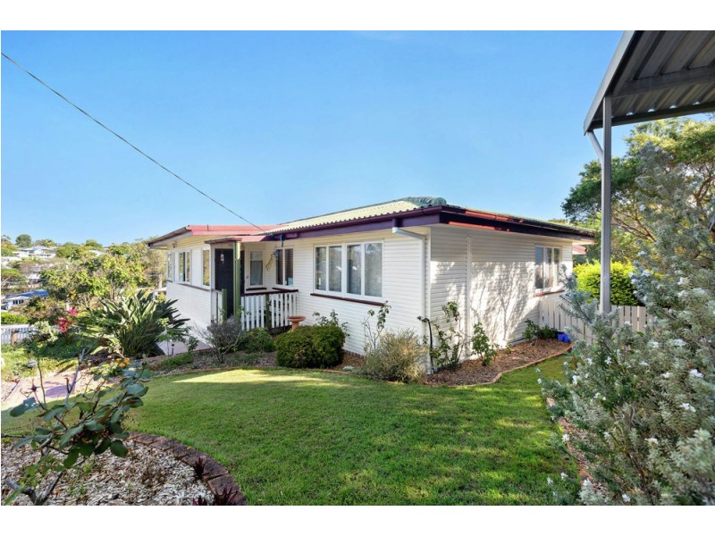 10 Landscape Street, Stafford Heights QLD 4053