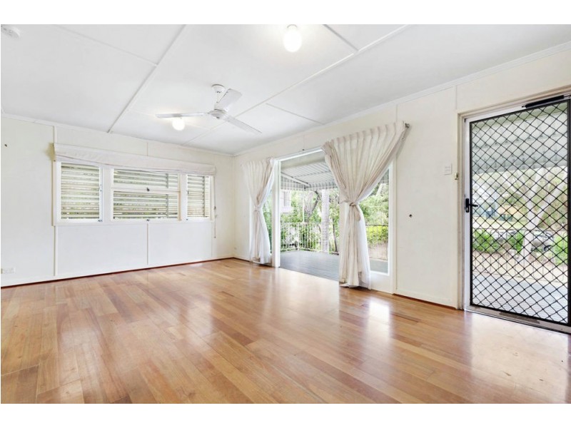 83 Ringrose Street, Stafford Heights QLD 4053