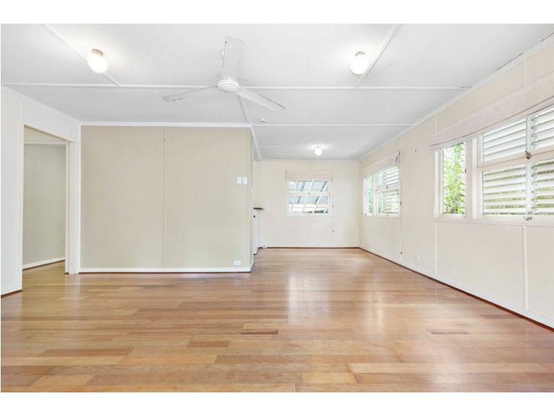 83 Ringrose Street, Stafford Heights QLD 4053