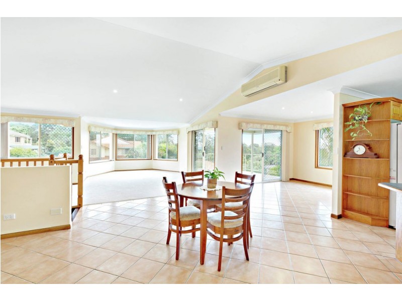 9 Whipbird Place, Aspley QLD 4034