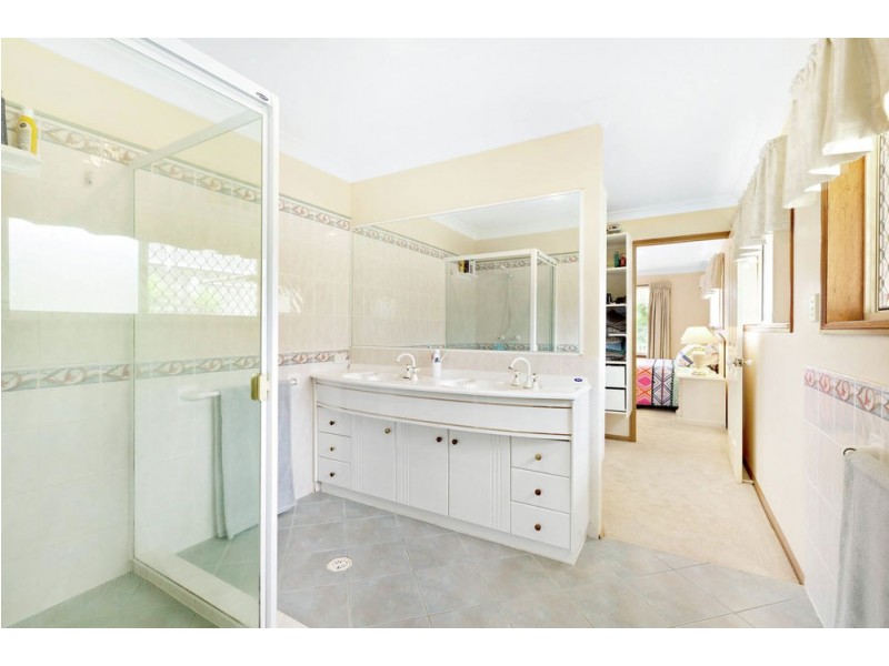 9 Whipbird Place, Aspley QLD 4034