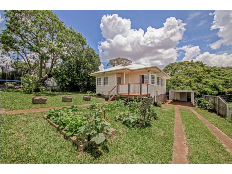 77 Larcombe Street, Zillmere QLD 4034