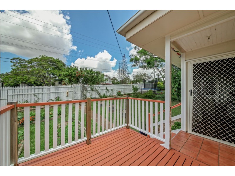 77 Larcombe Street, Zillmere QLD 4034