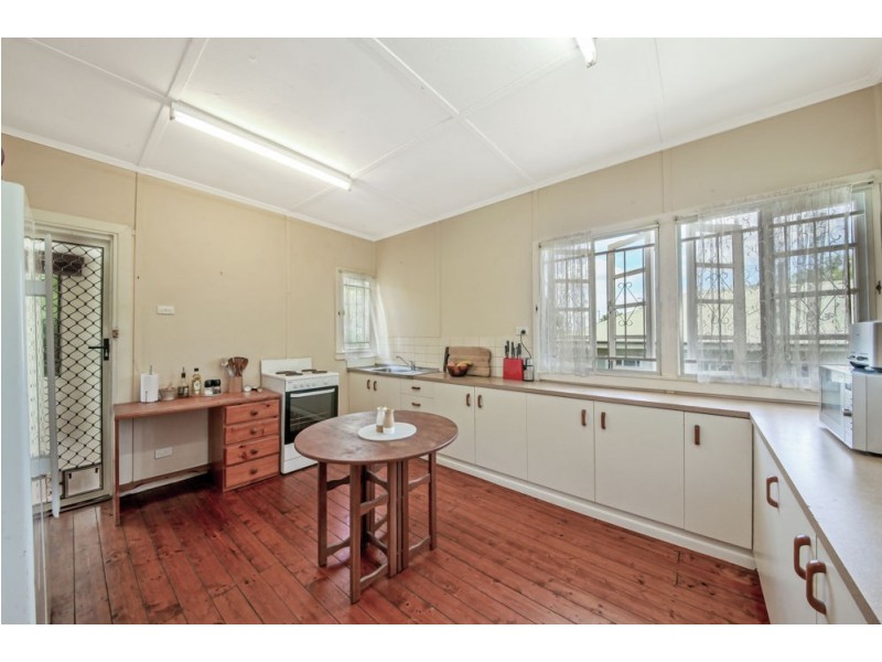 77 Larcombe Street, Zillmere QLD 4034