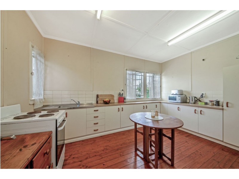 77 Larcombe Street, Zillmere QLD 4034