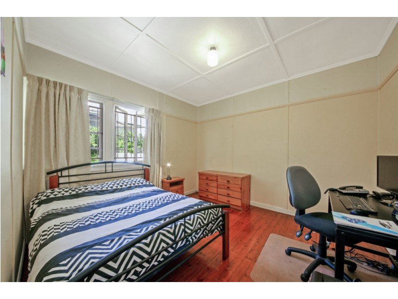 77 Larcombe Street, Zillmere QLD 4034