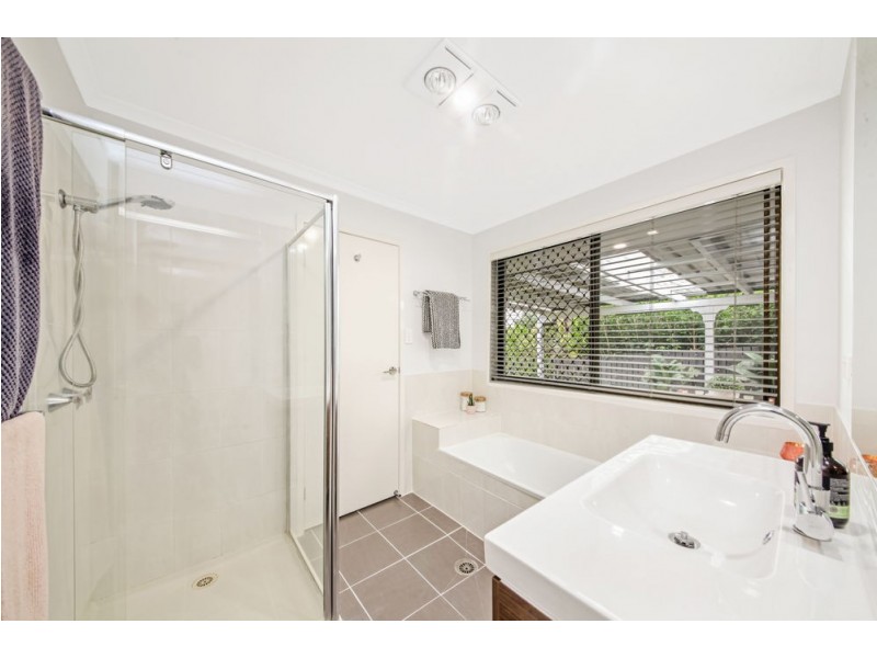 38 Bunya Park Drive, Eatons Hill QLD 4037