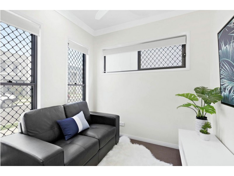 111 Macquarie Circuit, Fitzgibbon QLD 4018
