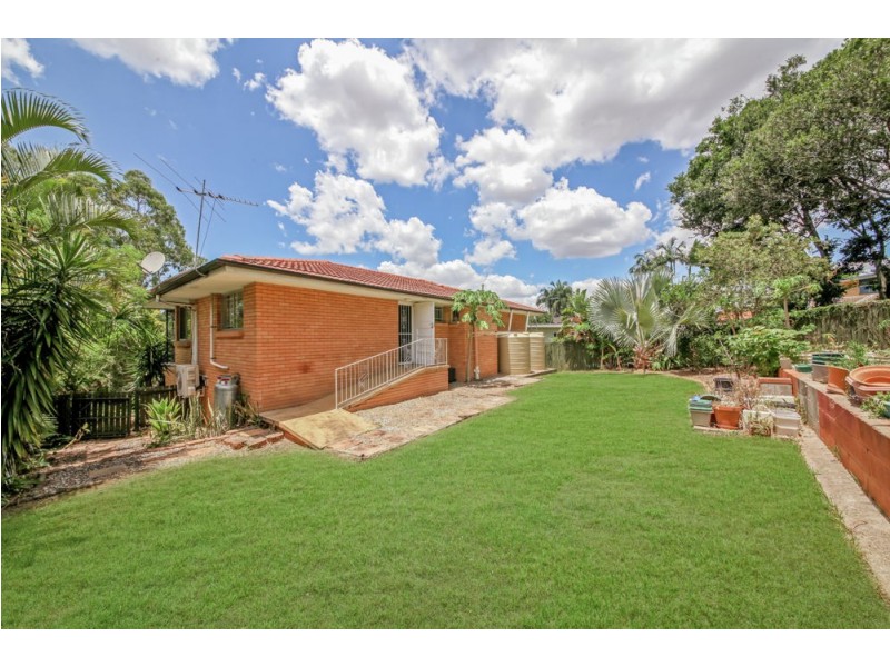 22 Riordan Street, Aspley QLD 4034