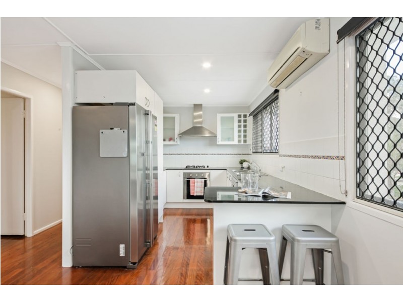 11 Rossett Street, Chermside West QLD 4032