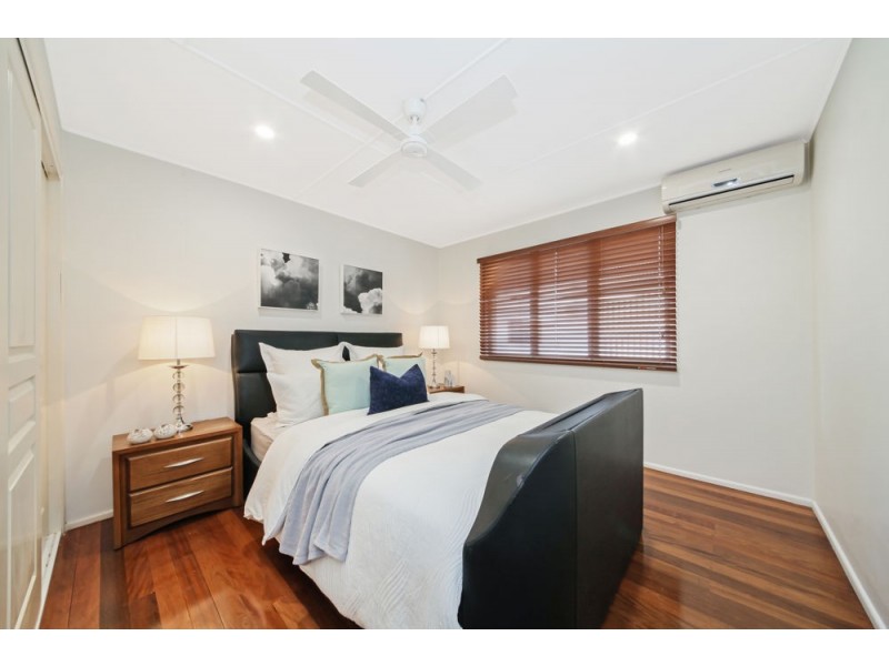 11 Rossett Street, Chermside West QLD 4032
