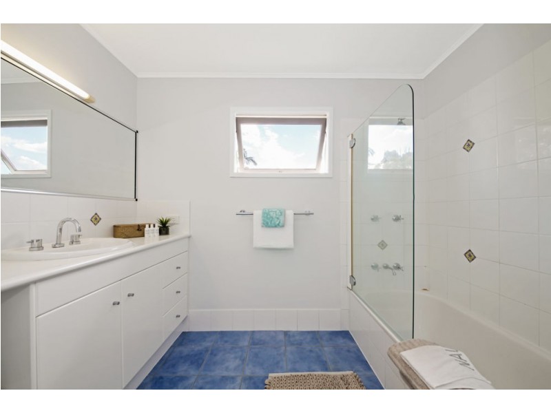 11 Rossett Street, Chermside West QLD 4032