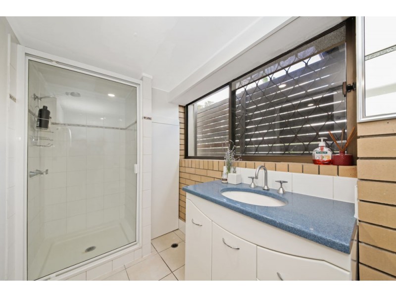 11 Rossett Street, Chermside West QLD 4032