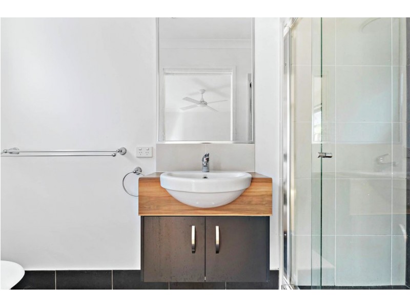 17 Tomaree Lane, Fitzgibbon QLD 4018