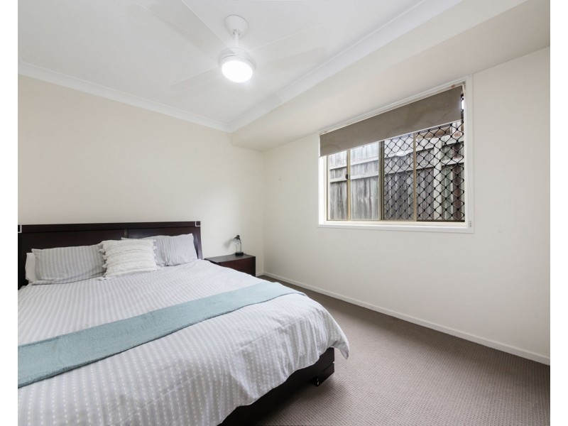 8 Ilona Place, Eatons Hill QLD 4037