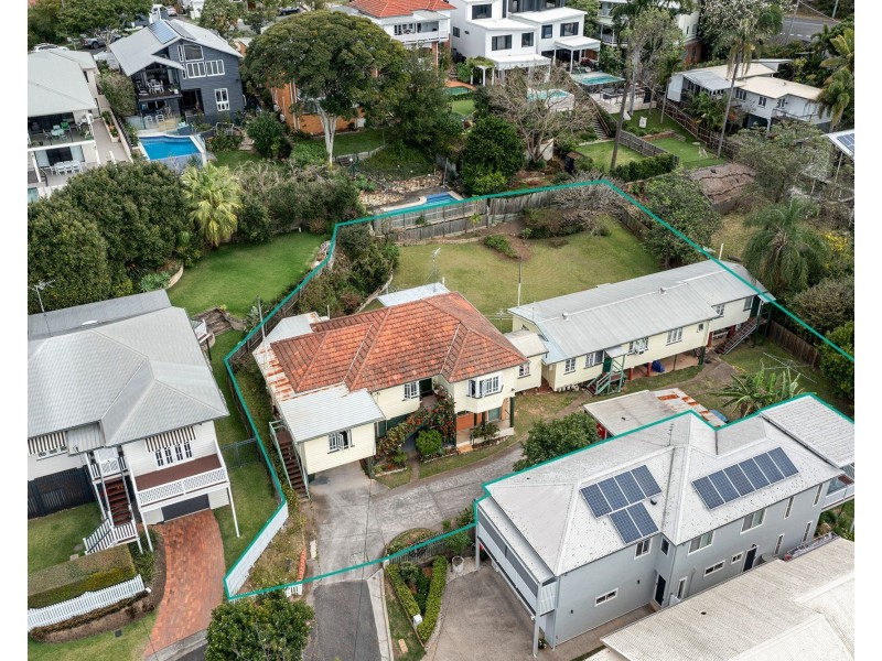 17 Rougham Street, Windsor QLD 4030