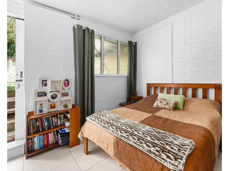 17 Rougham Street, Windsor QLD 4030