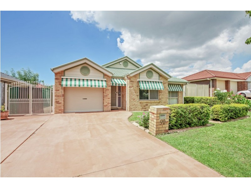 90 Wimbledon Circuit, Carseldine QLD 4034