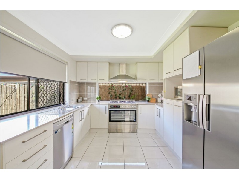 25 Windjana Crescent, Fitzgibbon QLD 4018