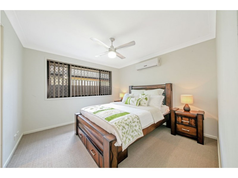 25 Windjana Crescent, Fitzgibbon QLD 4018