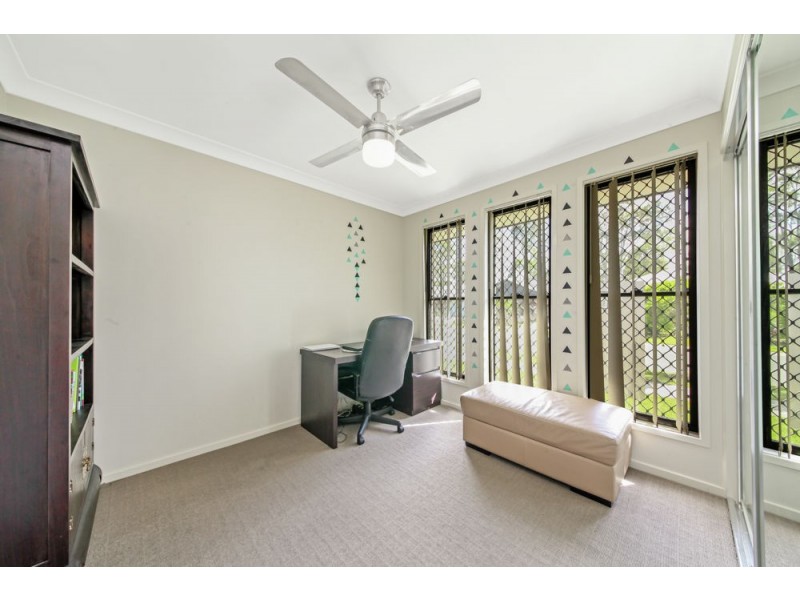 25 Windjana Crescent, Fitzgibbon QLD 4018