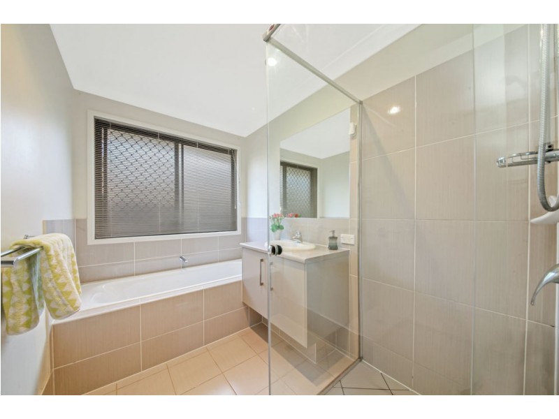 25 Windjana Crescent, Fitzgibbon QLD 4018