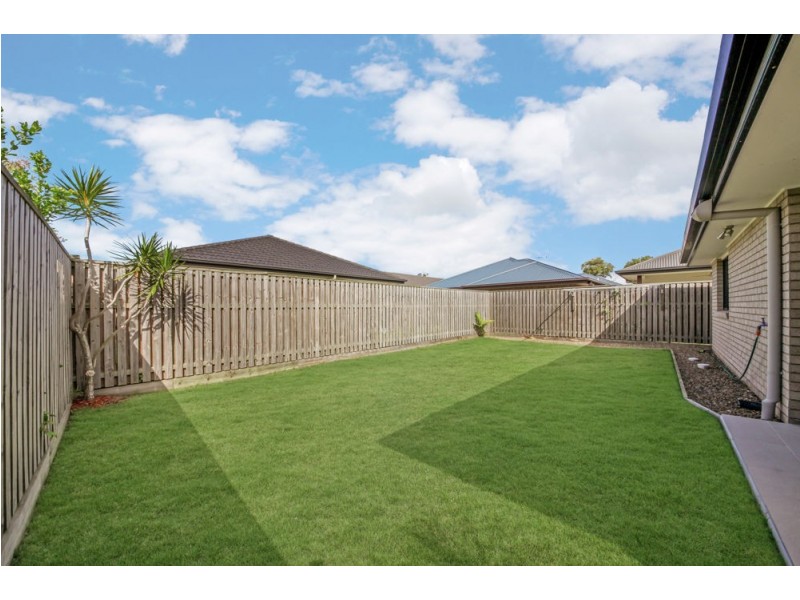25 Windjana Crescent, Fitzgibbon QLD 4018