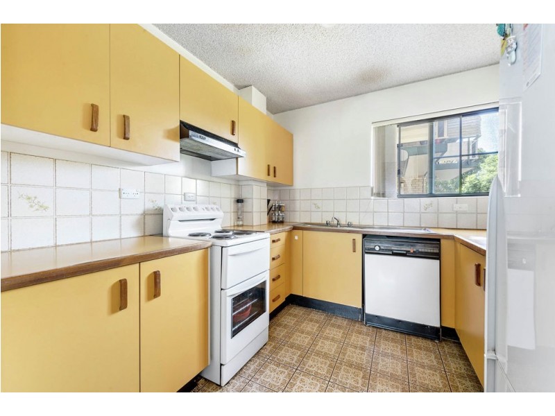 8/467 Hamilton Road, Chermside QLD 4032