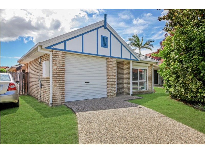 8 Camphor Laurel Close, Fitzgibbon QLD 4018