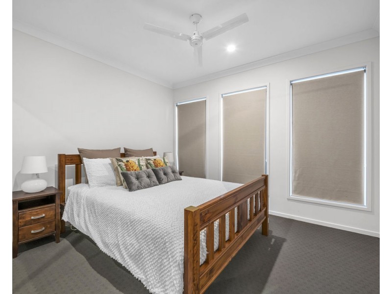 19 Beazley Circuit, Bridgeman Downs QLD 4035