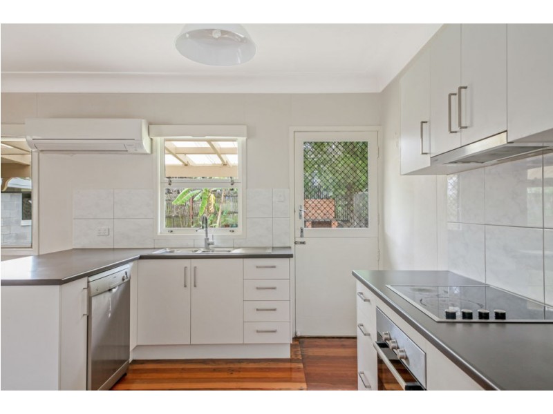 10 Sollis Street, Geebung QLD 4034