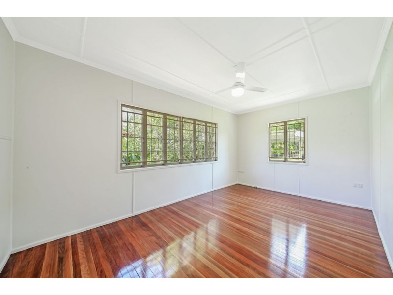 5 Saxby Street, Zillmere QLD 4034