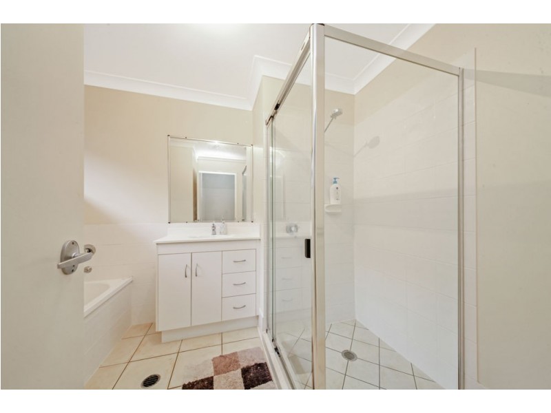 54 Thompson Street, Zillmere QLD 4034