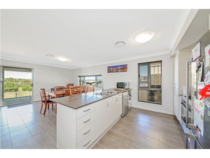 8 Duncan Avenue, Bald Hills QLD 4036