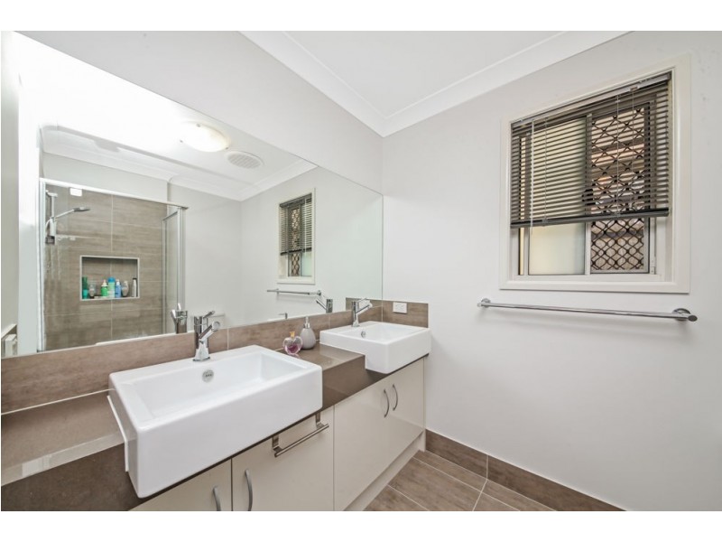 8 Duncan Avenue, Bald Hills QLD 4036