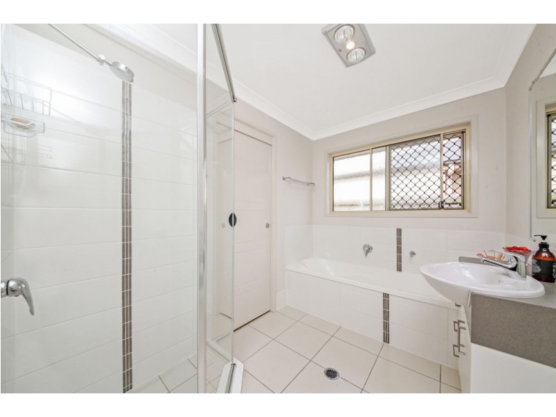 39 Centaur Street, Redcliffe QLD 4020
