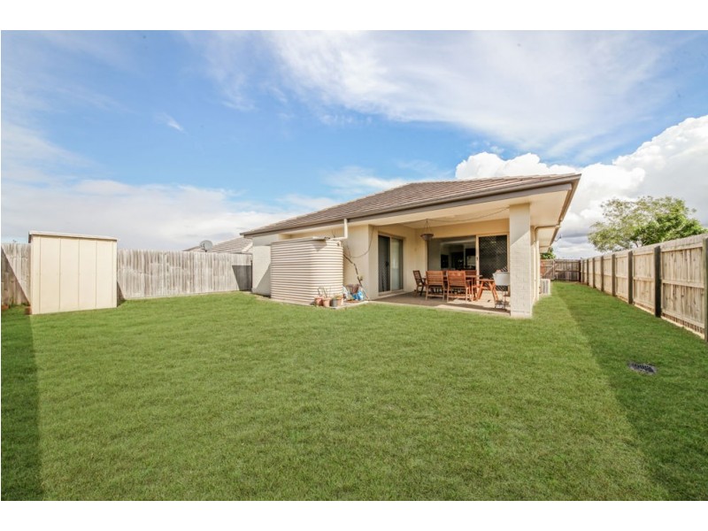 14 Cascades Street, North Lakes QLD 4509