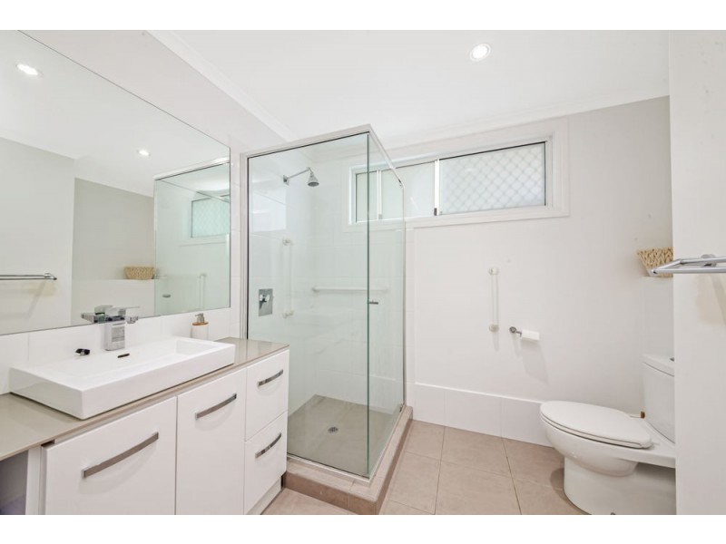 37 Nevin Street, Aspley QLD 4034