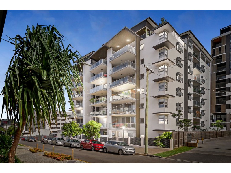 40/52 Latham Street, Chermside QLD 4032