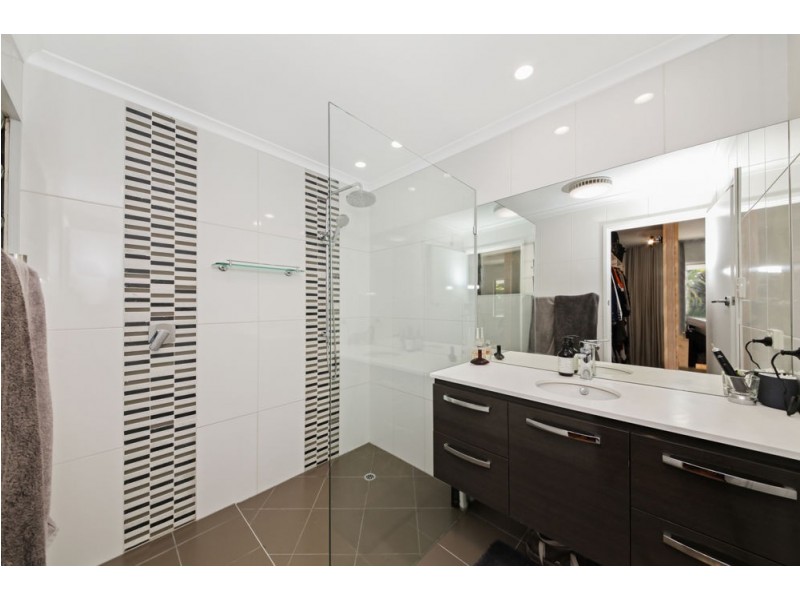 15 Aspleybank Street, Aspley QLD 4034