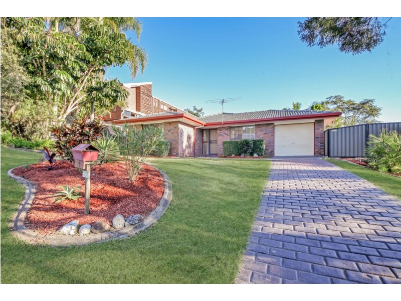 4 Atlas Court, Eatons Hill QLD 4037